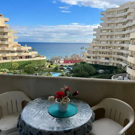 Con Terraza Y Piscina - Todoholiday * 贝纳尔马德纳