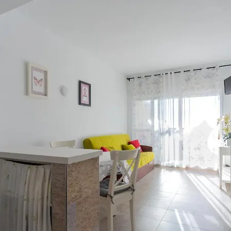 Appartamento Con Terraza Y Piscina - Todoholiday Benalmádena