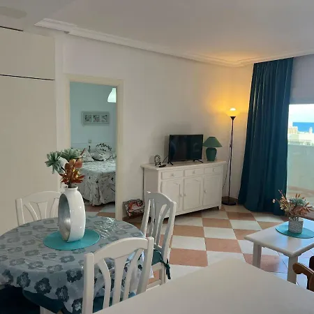 Con Terraza Y Piscina - Todoholiday Appartamento *
